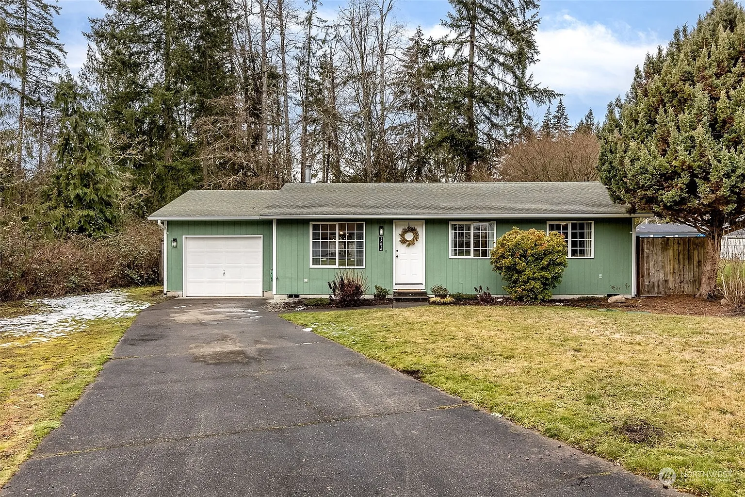 17414 Heather Lane SE photo 1