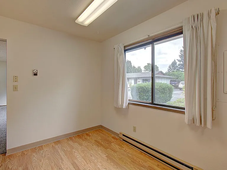830-858 Washougal River Rd — Photo 6