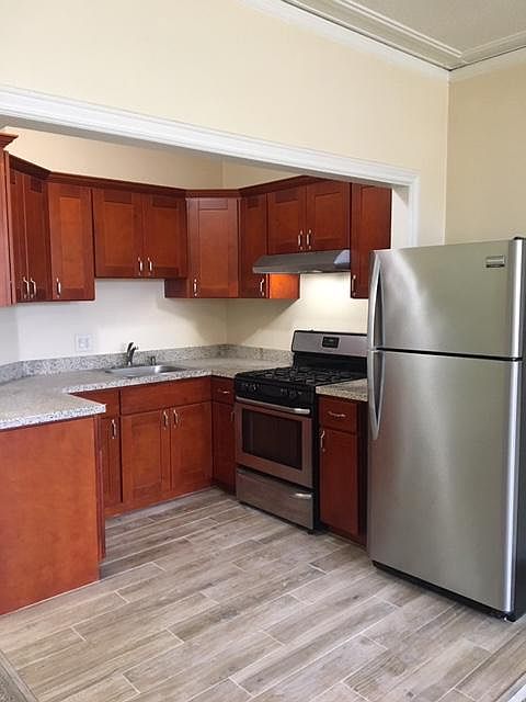 1st image of 924 Fulton St APT 406