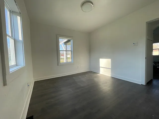 2201 E Harvard Ave — Photo 15