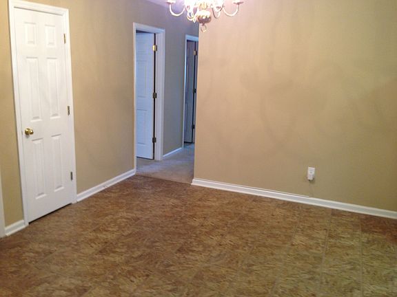 4th image of 100 Kilpatrick Ct