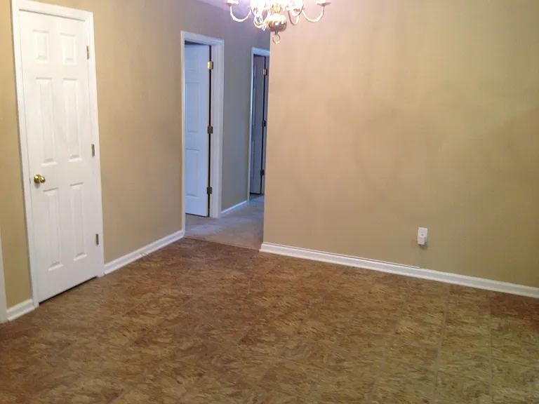 100 Kilpatrick Ct — Photo 4