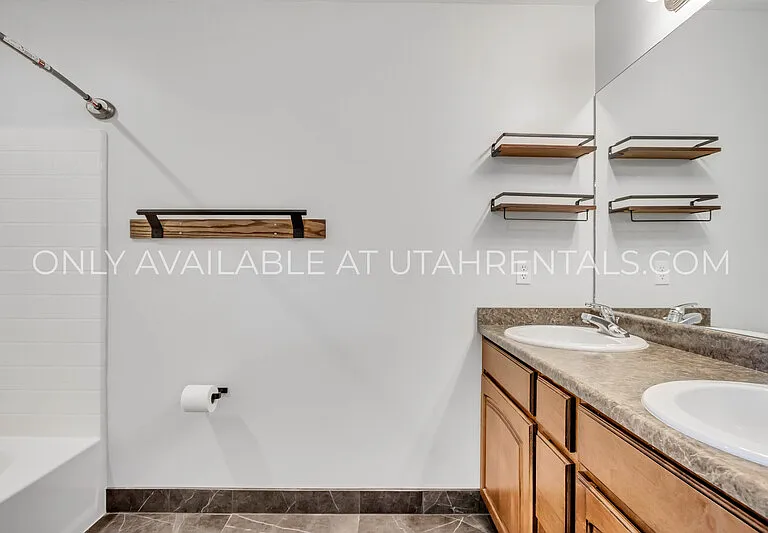 928 Chelsea Ln — Photo 33