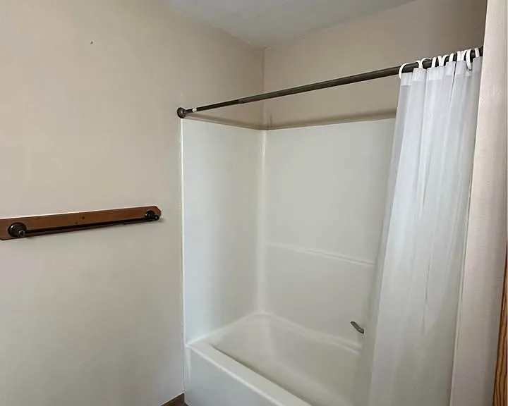 2204 Hanley Rd #3 — Photo 7