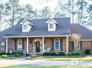 421 Wexford Cir, Bonaire, GA