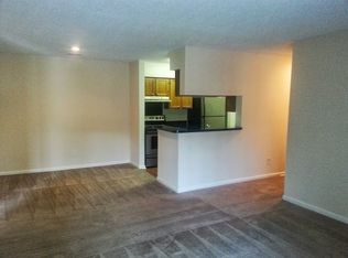 138 N Walnut Cir APT C, Greensboro, NC 27409