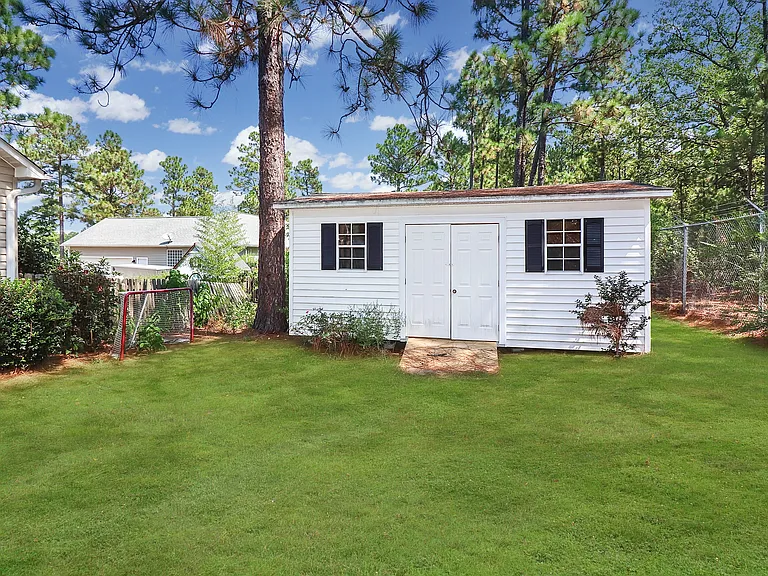 195 Russet Ct — Photo 47