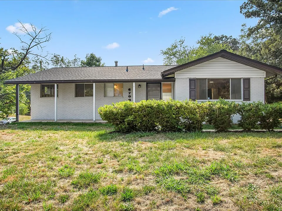 6700 Cipriano Rd