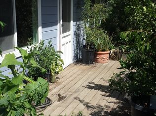 213 Farrell Dr, Forestville, CA 95436