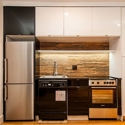 Rented by Nooklyn NYC LLC | media 45