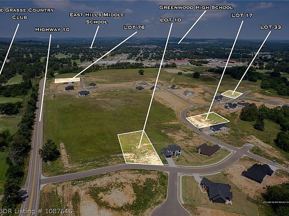 2nd image of 10 Summerville Dr