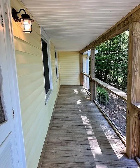 50 Wesley Way — Photo 22