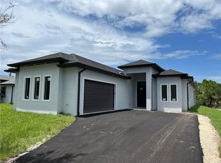 3525 68th Ave NE, Naples, FL 34120