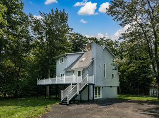142 Seminole Trl, Tobyhanna, PA