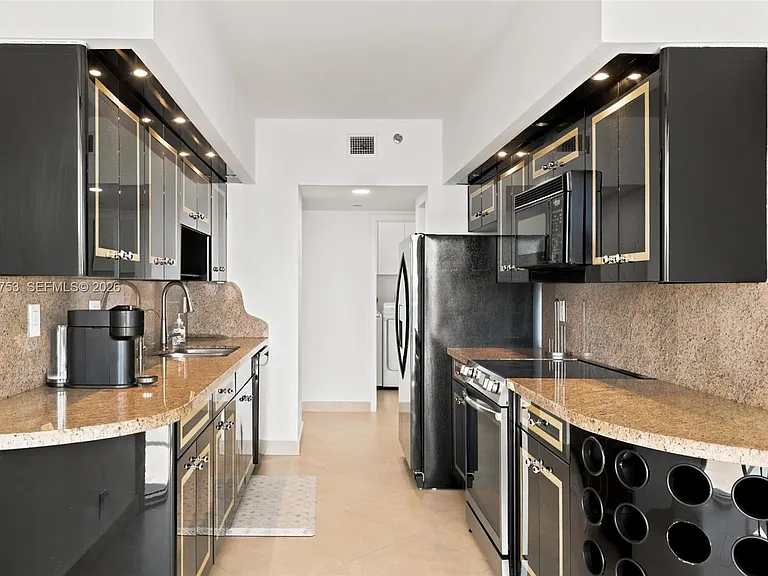 16485 Collins Ave #WS6C — Photo 6