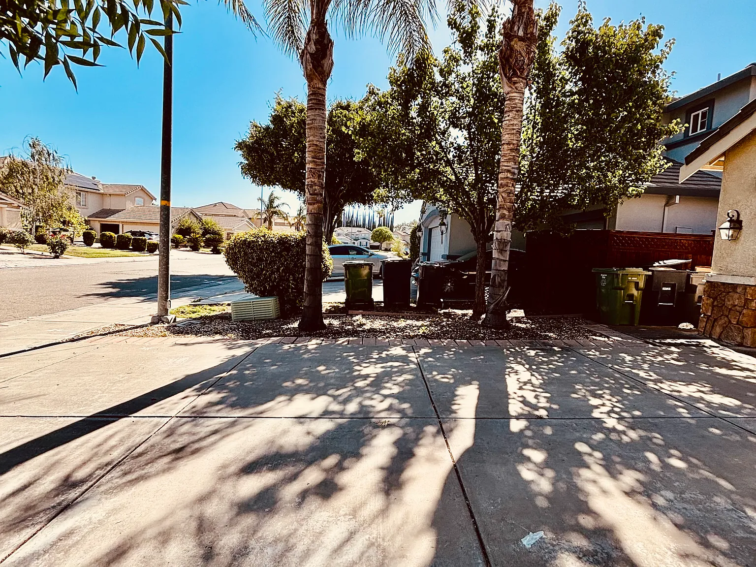 5 bed, 3106 sqft, $3,700 — Photo 3