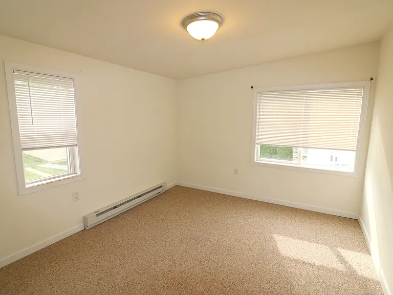 709 Main St #B — Photo 15