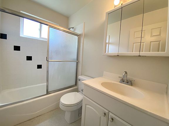 5th image of 1400 Solano Ave APT 5
