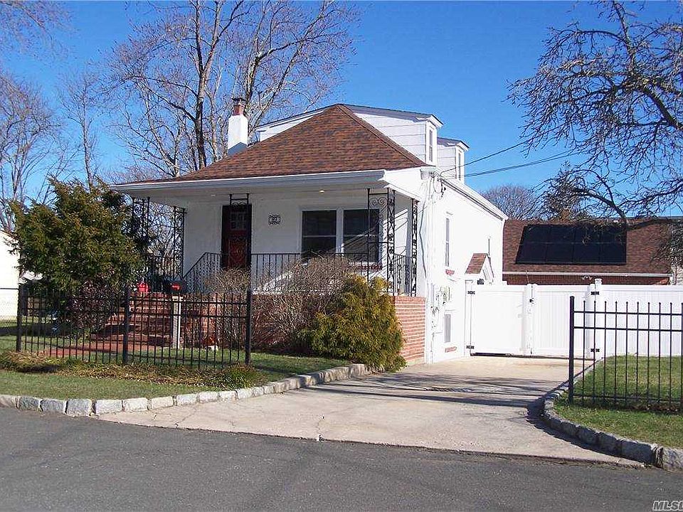 1st image of 89 Wright Ave