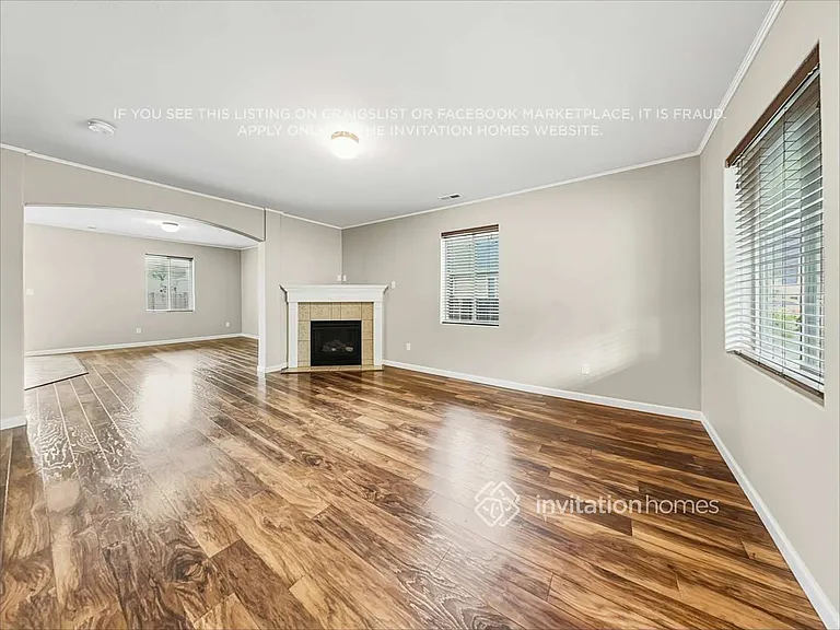 1319 Daffodil Ave NE — Photo 7