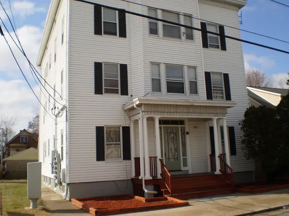 63 Robinson Ave APT 4, Pawtucket, RI 02861