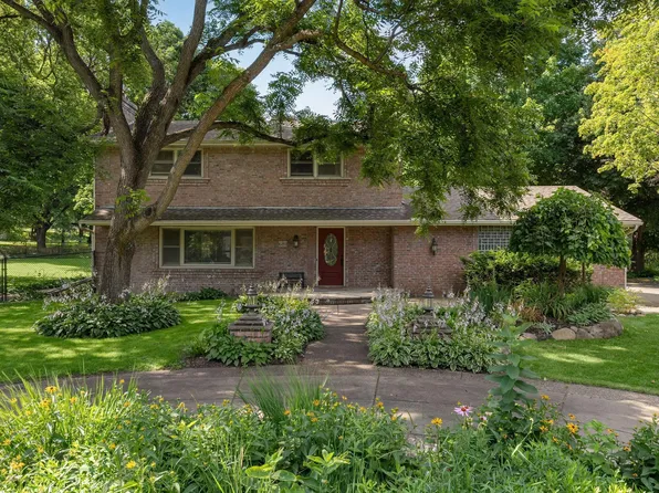 6811 Kingston Dr, Eden Prairie, MN 55346