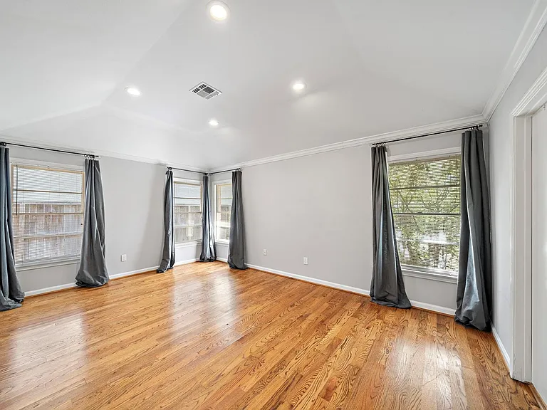 3115 Glen Haven Blvd — Photo 11