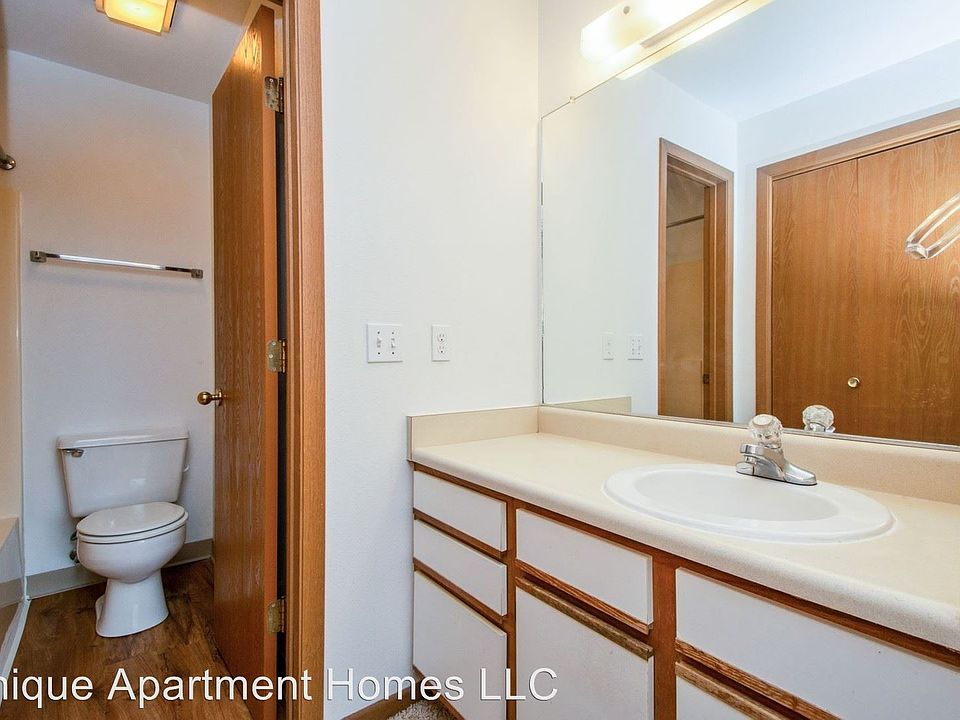 1st image of 610 Squaw Creek Dr Unit 11