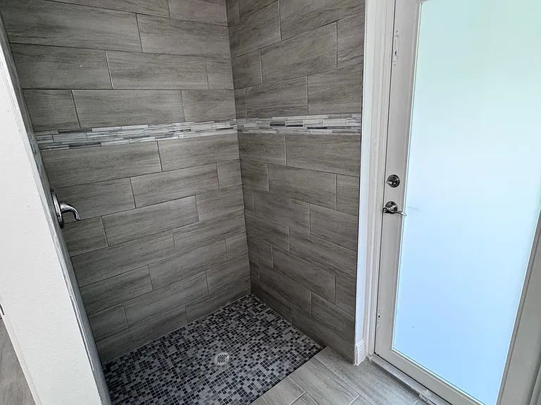 3351 Lakeland Ave SW — Photo 21