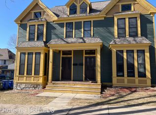 685 4th St E, Saint Paul, MN 55106