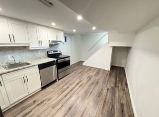 123 E 19th St, Hamilton, ON