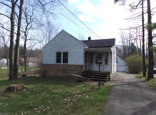 7125 Liberty Rd, Solon, OH 44139