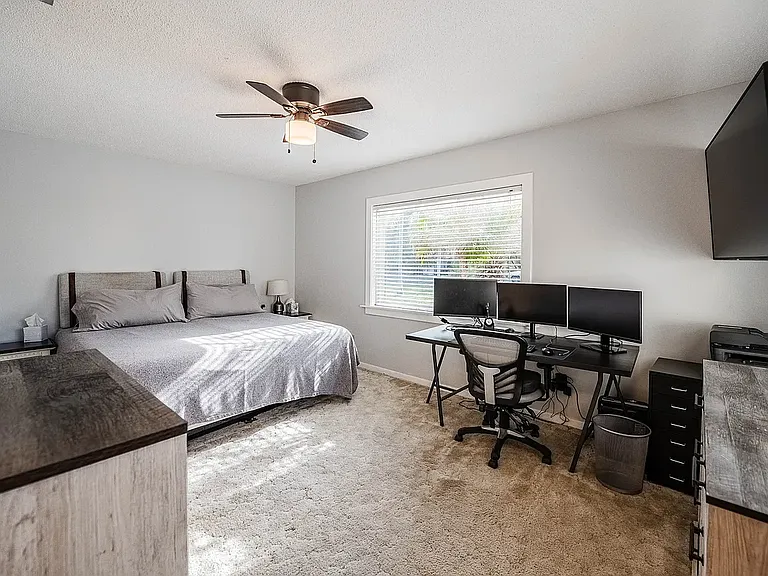 5905 Whispering Pines Rd — Photo 31