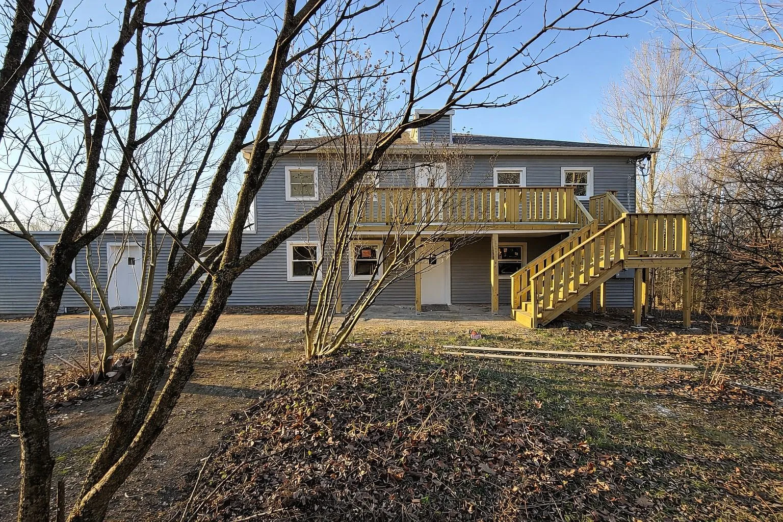 4 bed, 1000 sqft, $2,000 — Photo 1