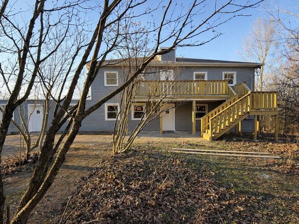 126 Mountain Dale Rd #1
