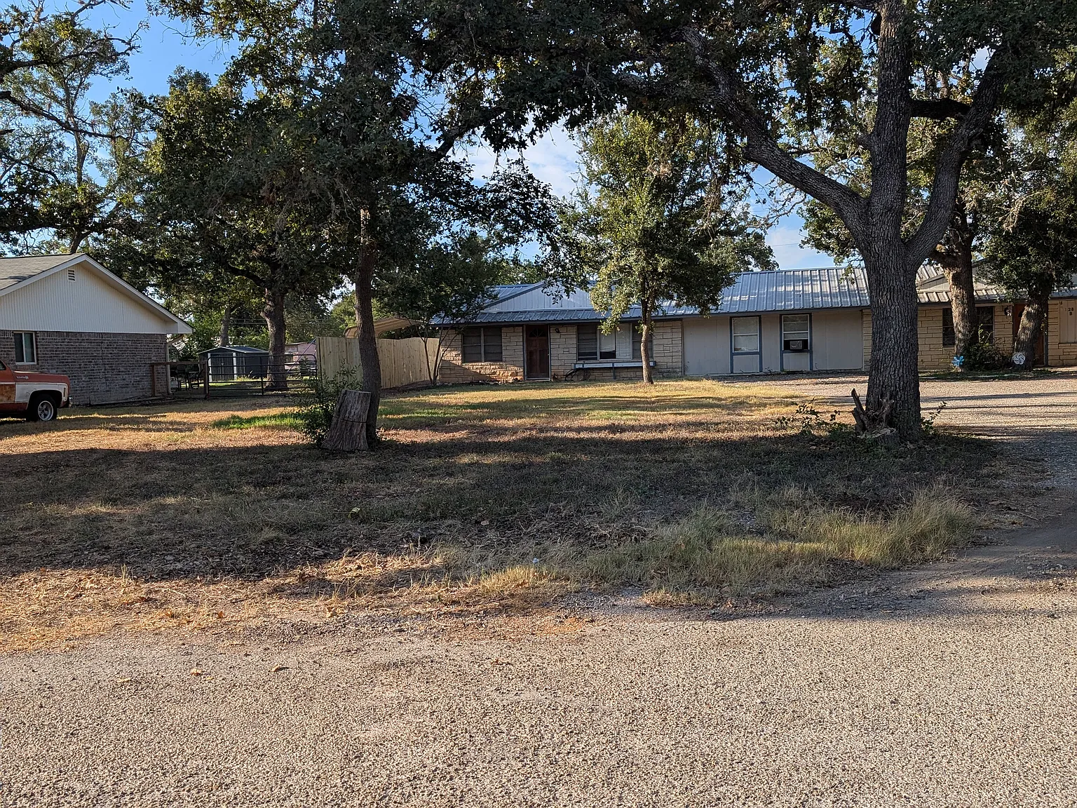 3 bed, 1100 sqft, $1,425 — Photo 1