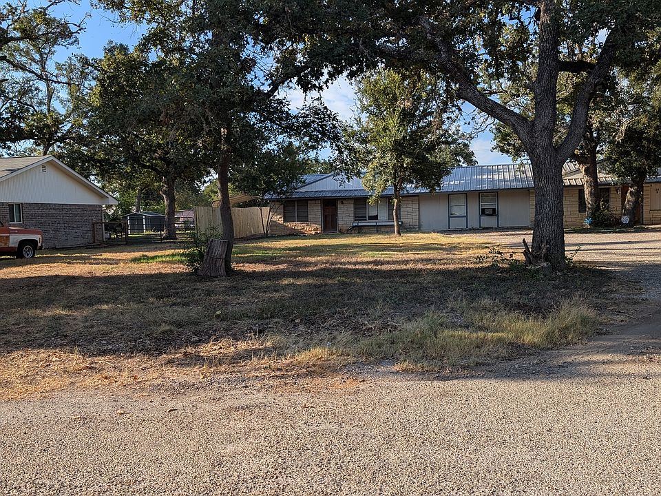1st image of 128A Elm Way
