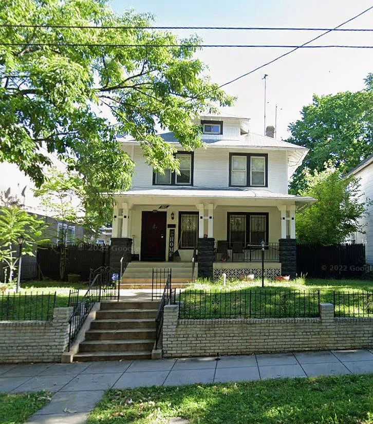 4 bed, $4,500 — Photo 1