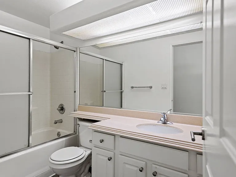 Bathroom with Bathtub with Glass Doors