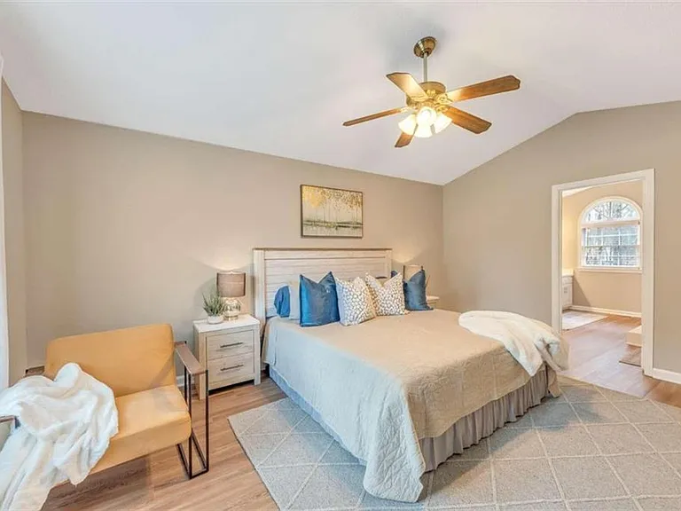 56 Brentwood Dr — Photo 13