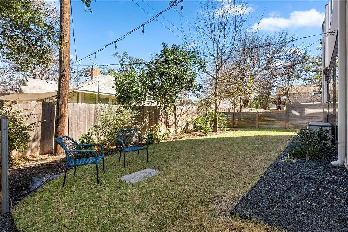 4 bed, 4.5 bath, 3094 sqft, $7,495 — Photo 4