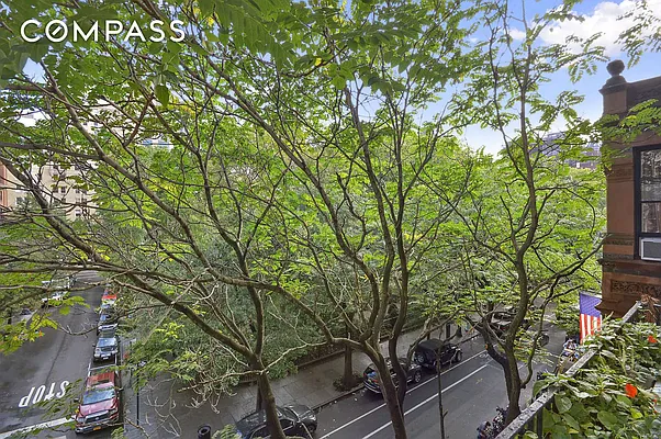 Sold by Compass | media 19