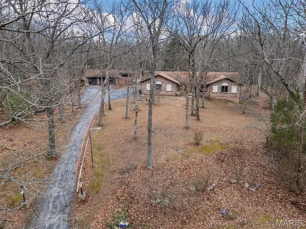 16 Doe Ct, Wentzville, MO 63385