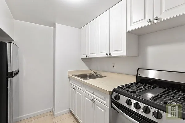 Rented by Halstead Real Estate | media 9