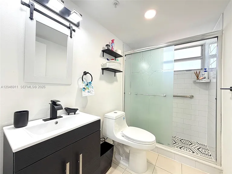 2829 Indian Creek Dr #605 — Photo 10