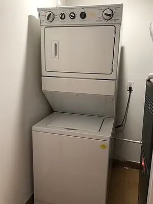 Rented by Dwell Residential Inc | media 35