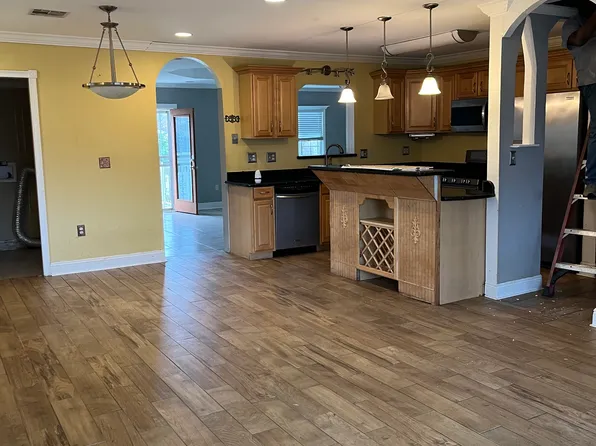 6953 E Laverne St, New Orleans, LA 70126