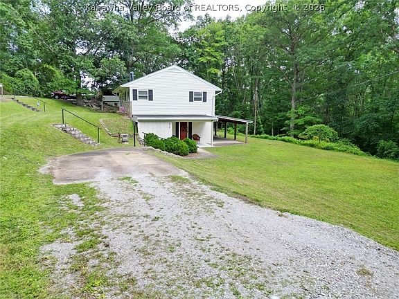 5th image of 818 Daverton Rd