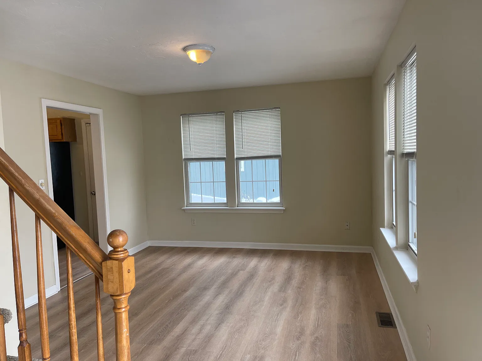 2 bed, 1.5 bath, 1525 sqft, $3,100 — Photo 4