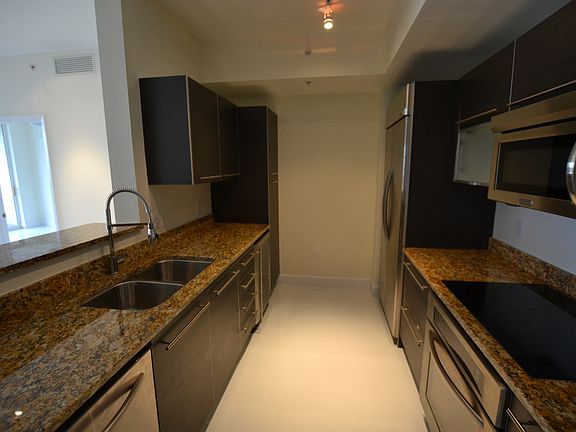 3rd image of 550 Okeechobee Blvd APT 1803
